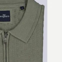 engbers odiche trick-Poohirt it Zipper