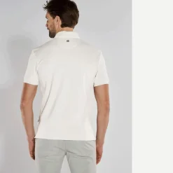 engbers Poo-hirt au Pia Bauwoe