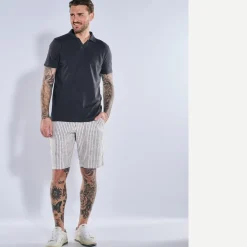 engbers Poo-hirt eiert