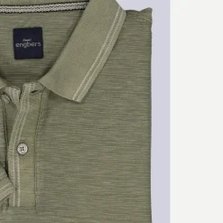 engbers Poo-hirt eiert