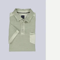 engbers Poo-hirt eiert